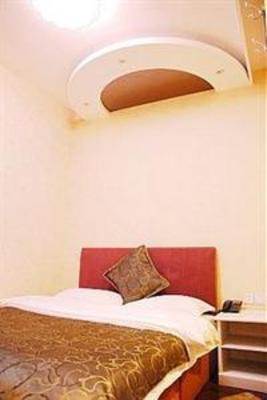 фото отеля Hyperspace Boutique Hotel Qingdao Lijin Road