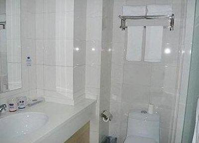 фото отеля Hanting Inns & Hotels Dalian Heishijiao