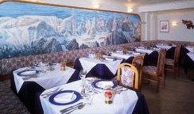 фото отеля Hotel Villa Emma Madonna Di Campiglio