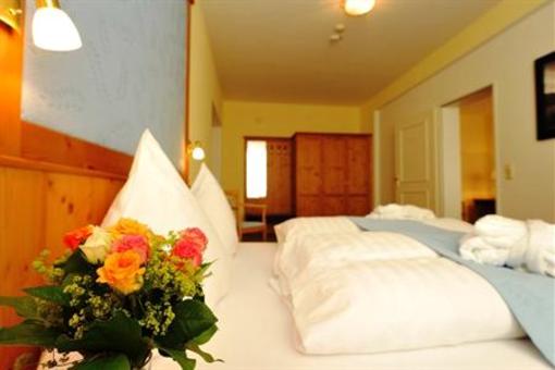 фото отеля Ratsstuben Hotel und Restaurant