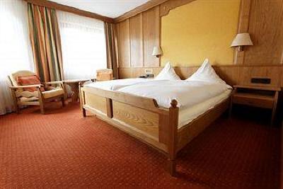 фото отеля Hotel & Restaurant Becher