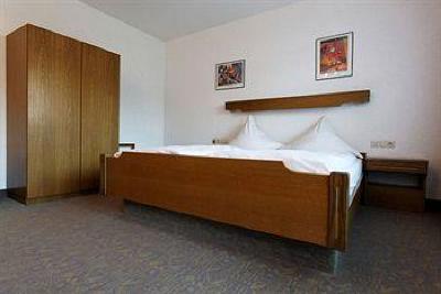 фото отеля Hotel & Restaurant Becher
