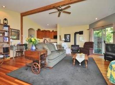 фото отеля Soames Point Bed & Breakfast