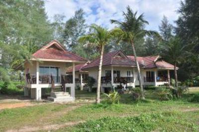 фото отеля Pranee Beach Bungalows