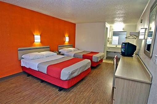 фото отеля Motel 6 Kalamazoo