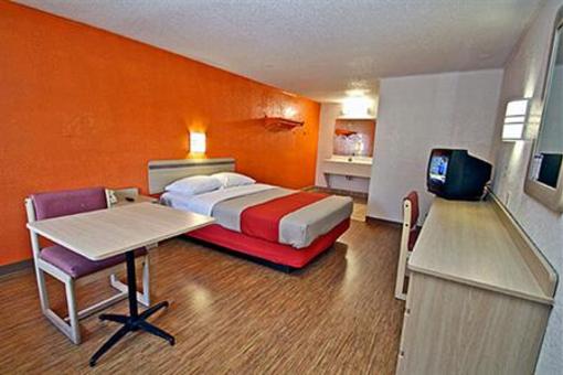 фото отеля Motel 6 Kalamazoo