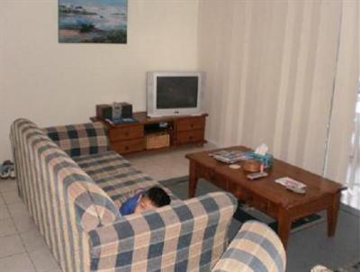 фото отеля Surfers Beach Holiday Apartments Gold Coast