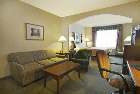 фото отеля BEST WESTERN PLUS River Escape Inn & Suites