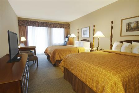 фото отеля BEST WESTERN PLUS River Escape Inn & Suites