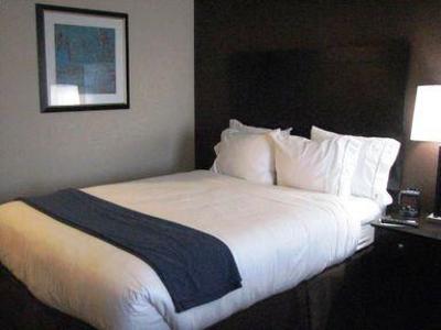 фото отеля Holiday Inn Express Hotel & Suites Elk City