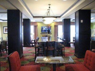 фото отеля Holiday Inn Express Hotel & Suites Elk City