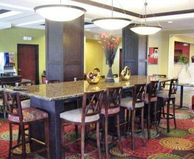 фото отеля Holiday Inn Express Hotel & Suites Elk City