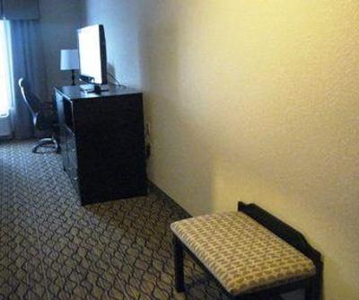 фото отеля Holiday Inn Express Hotel & Suites Elk City