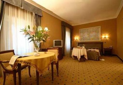 фото отеля Hotel Don Carlo