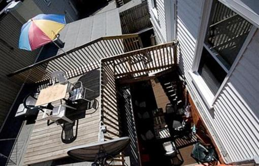 фото отеля Planete Backpackers Hostel Quebec City