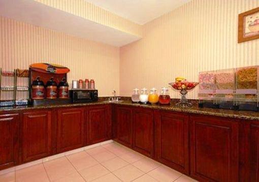 фото отеля Comfort Inn Ankeny