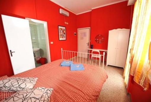фото отеля Sunflower Beach Backpacker Hostel