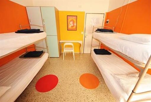 фото отеля Sunflower Beach Backpacker Hostel