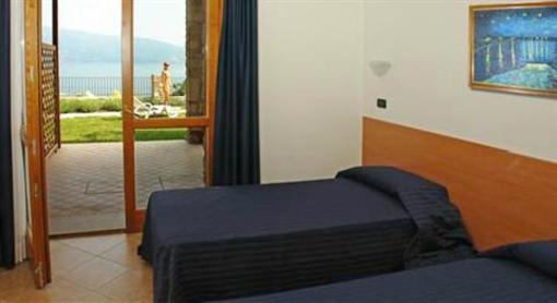 фото отеля Residence Borgo dei Limoni