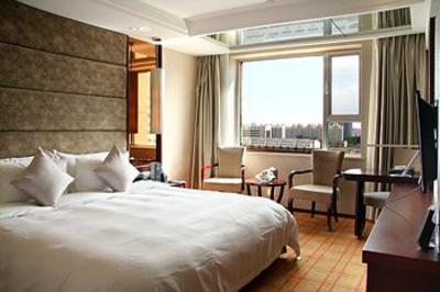 фото отеля Nine Continental Hotel