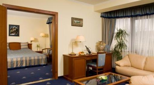 фото отеля Hotel Kalvaria II