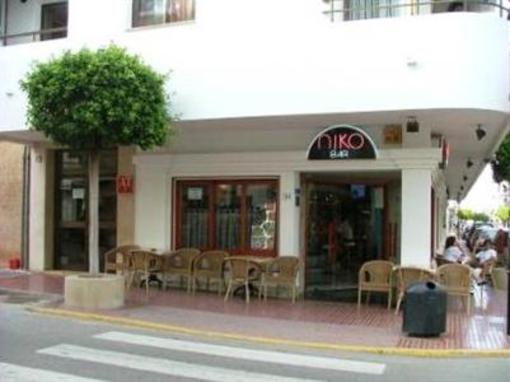 фото отеля Apartamentos Niko Ibiza