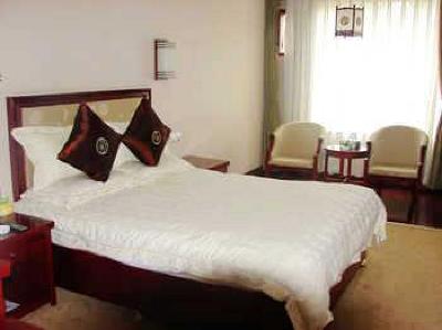 фото отеля Wufeng Hotel