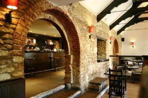 фото отеля The Priory Inn Tetbury