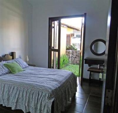 фото отеля Pousada Casa Amarela