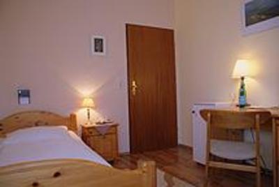 фото отеля Strandhotel Wyk auf Fohr