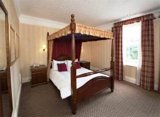 фото отеля Cedars Inn Barnstaple