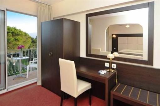 фото отеля Hôtel Spa La Madrague Lucciana