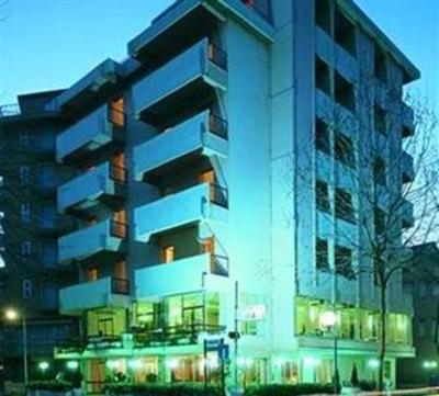 фото отеля Hotel Caravel