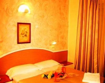 фото отеля Hotel Caravel