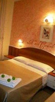 фото отеля Hotel Caravel