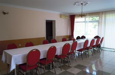 фото отеля Platan Hotel Debrecen