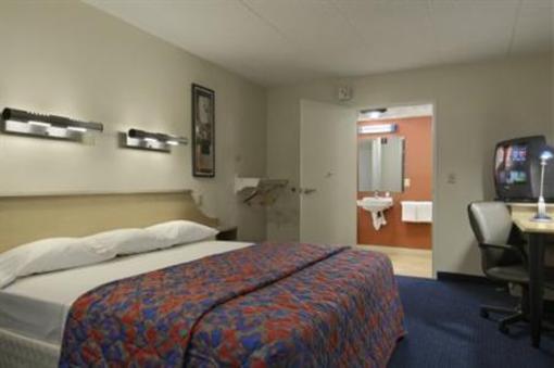 фото отеля Red Roof Inn Farmington Hills
