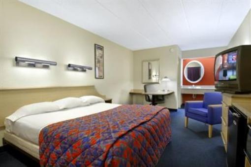 фото отеля Red Roof Inn Farmington Hills