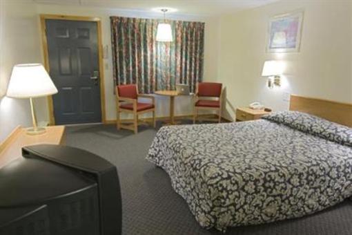 фото отеля Americas Best Value Inn Biddeford Portland