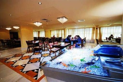 фото отеля Al Bustan Beach