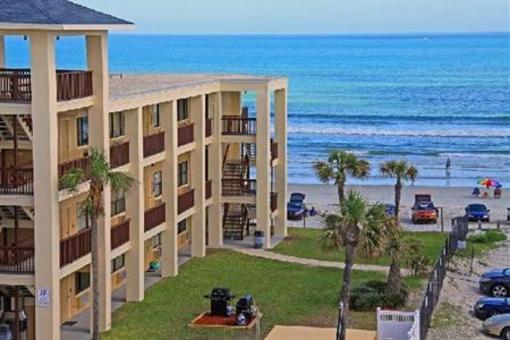 фото отеля Coastal Waters Inn