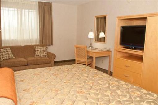 фото отеля Parkway Plaza Hotel & Convention Centre