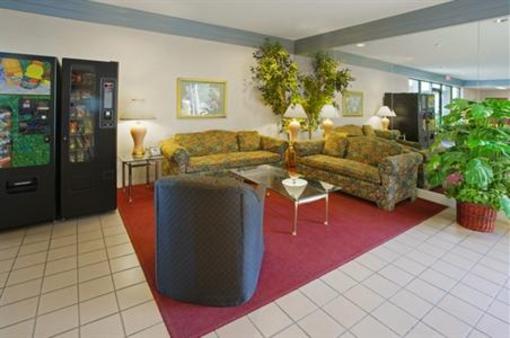 фото отеля Americas Best Value Inn Notre Dame South Bend