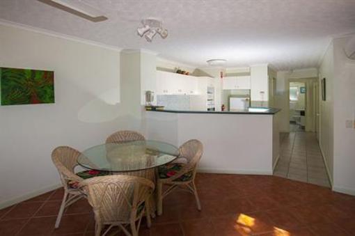 фото отеля On the Beach Holiday Apartments