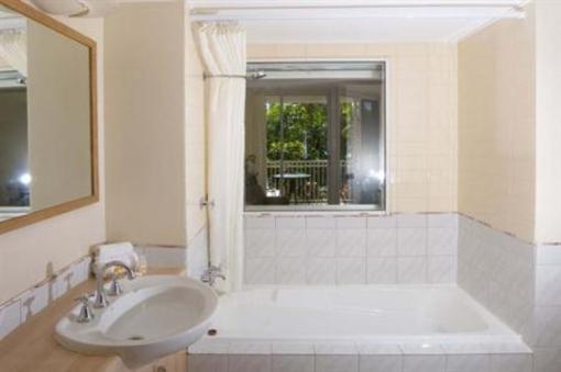 фото отеля On the Beach Holiday Apartments