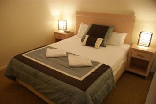 фото отеля On the Beach Holiday Apartments