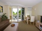 фото отеля On the Beach Holiday Apartments