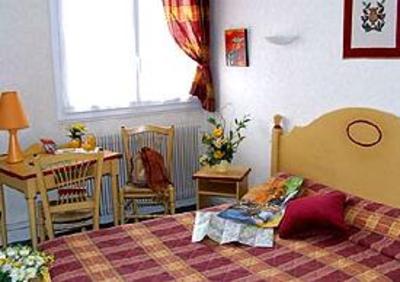 фото отеля Hotel De La Poste Chagny