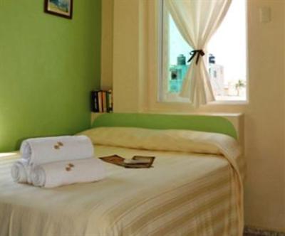 фото отеля Hotel Bucaneros