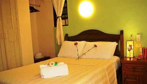 фото отеля Hotel Bucaneros